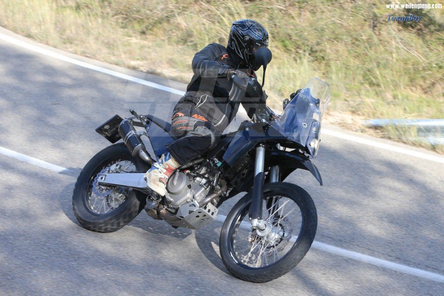 cw1216-ktm-390-adventure-spy-photo-004.jpg