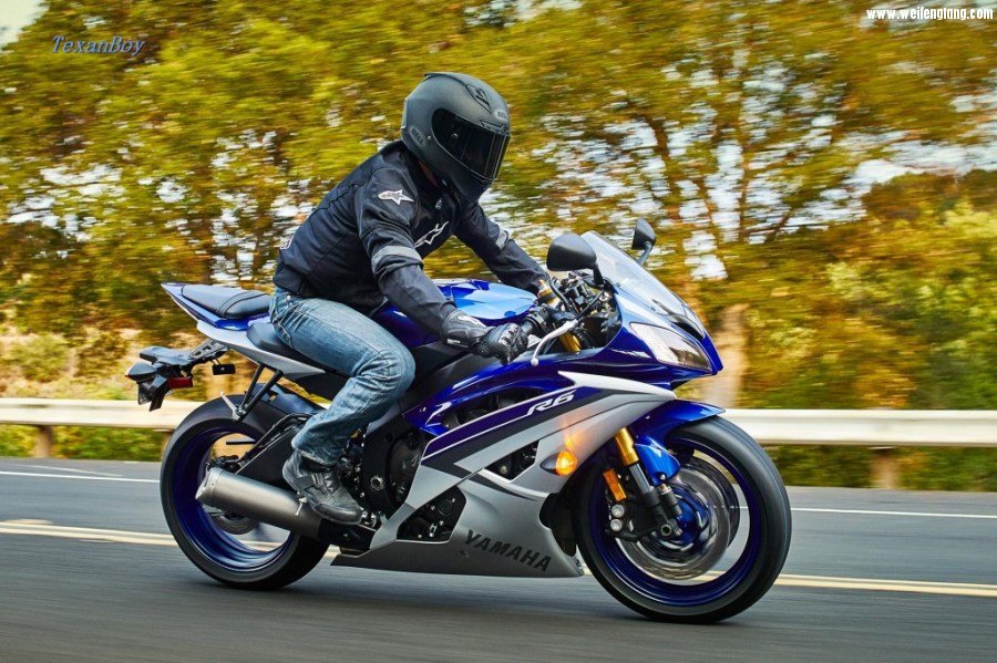 2015-Yamaha-YZFR6b-1024x682.jpg
