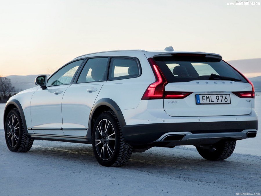 Volvo-V90_Cross_Country-2017-1280-15.jpg