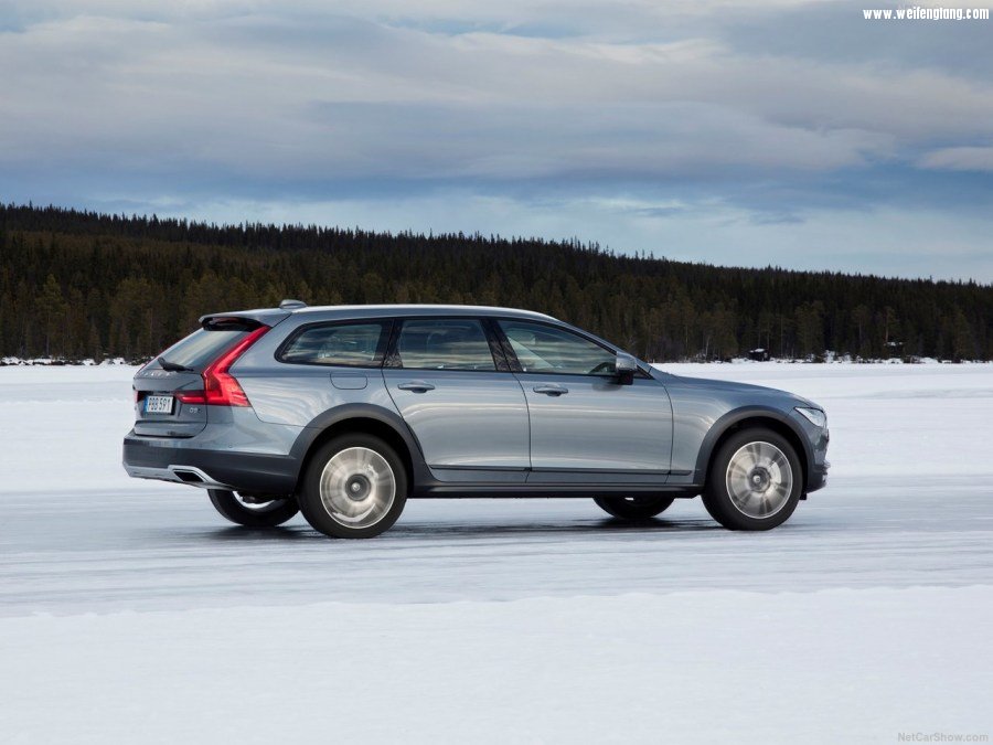 Volvo-V90_Cross_Country-2017-1280-20.jpg