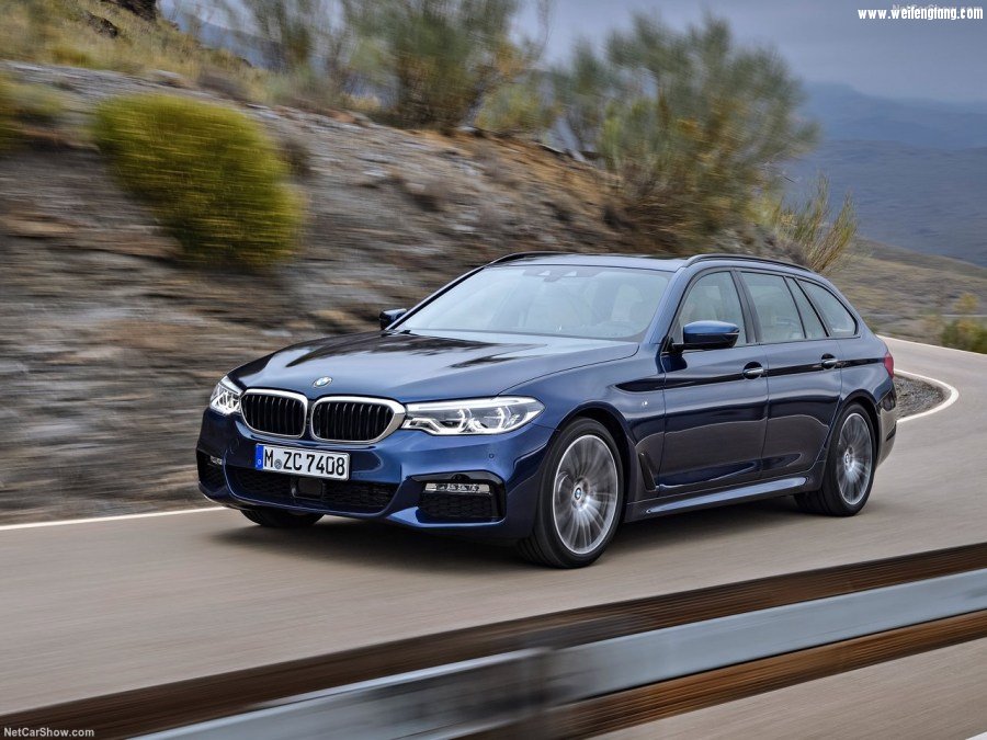 BMW-5-Series_Touring-2018-1280-0e.jpg