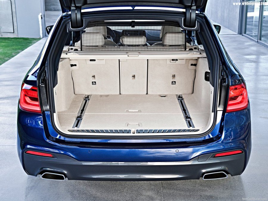 BMW-5-Series_Touring-2018-1280-3a.jpg
