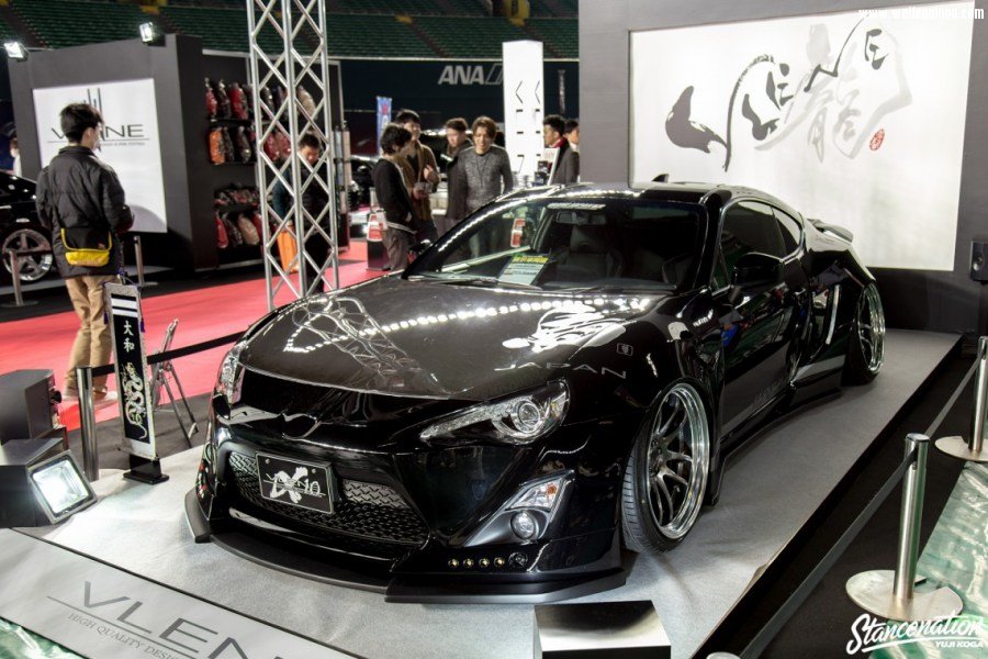 Fukuoka-Custom-Car-Show-2016-38-1140x760.jpg