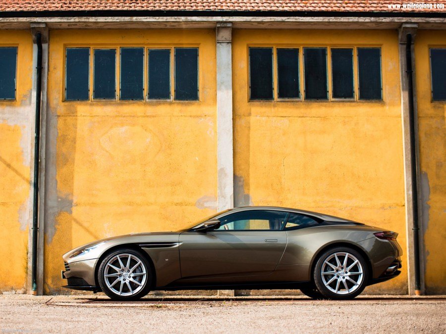 Aston_Martin-DB11-2017-1280-4f.jpg