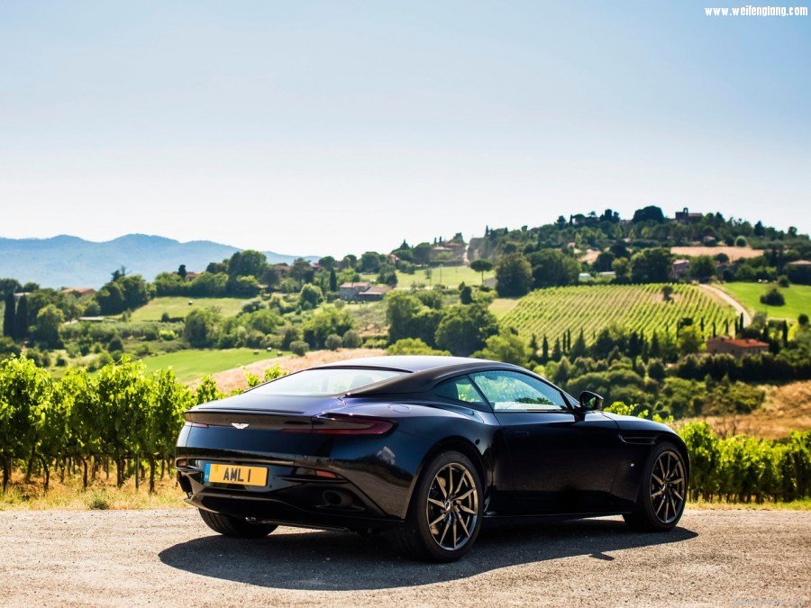 Aston_Martin-DB11-2017-1280-62.jpg