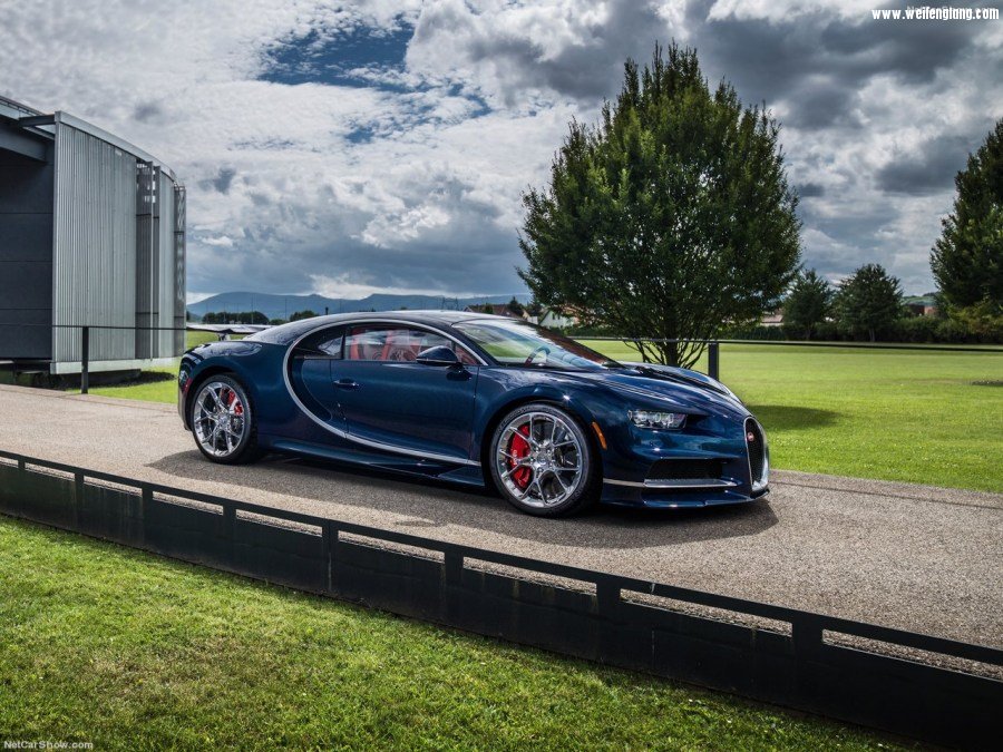 Bugatti-Chiron-2017-1280-08.jpg