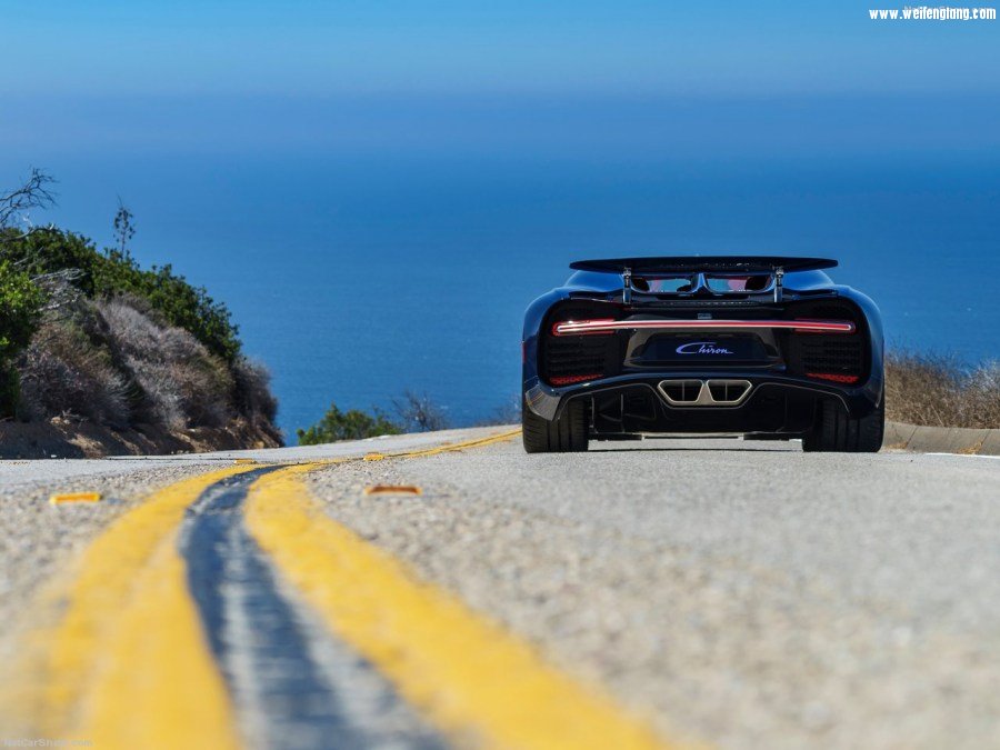 Bugatti-Chiron-2017-1280-29.jpg