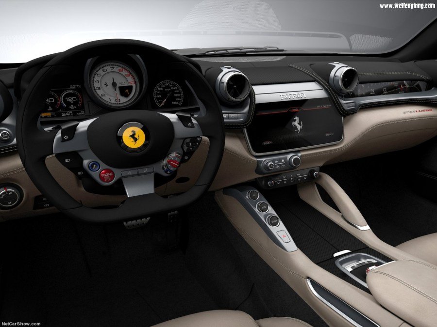 Ferrari-GTC4_Lusso-2017-1280-2e.jpg