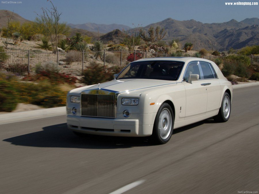 Rolls-Royce-Phantom-2003-1280-24.jpg