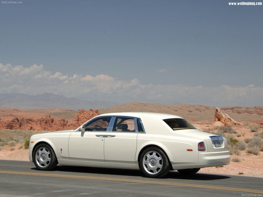 Rolls-Royce-Phantom-2003-1280-40.jpg