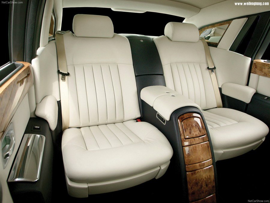 Rolls-Royce-Phantom-2003-1280-66.jpg