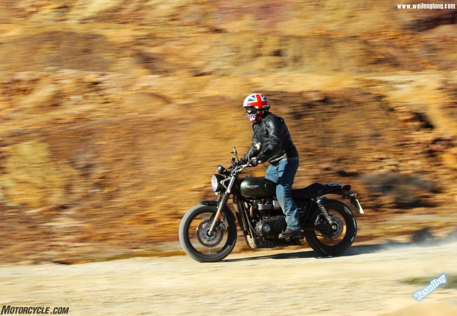 011917-2017-triumph-street-scrambler-B32A7805.jpg