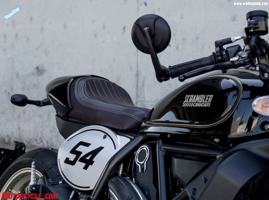 11-23-DUCATI-SCRAMBLER-CAFE-RACER.jpg