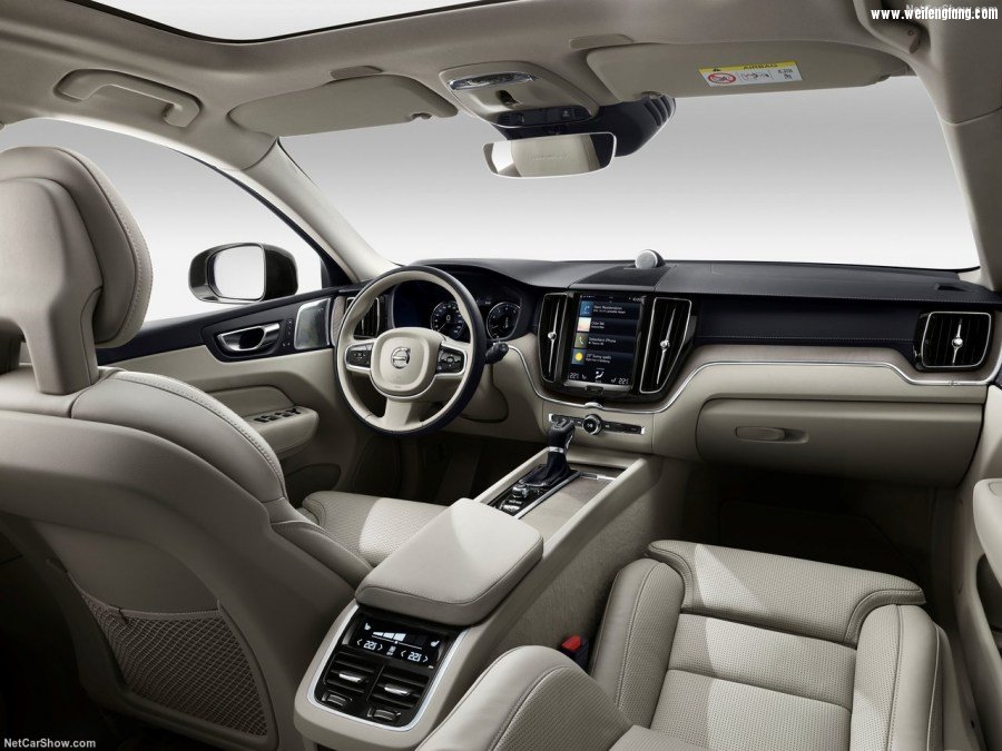 Volvo-XC60-2018-1280-22.jpg