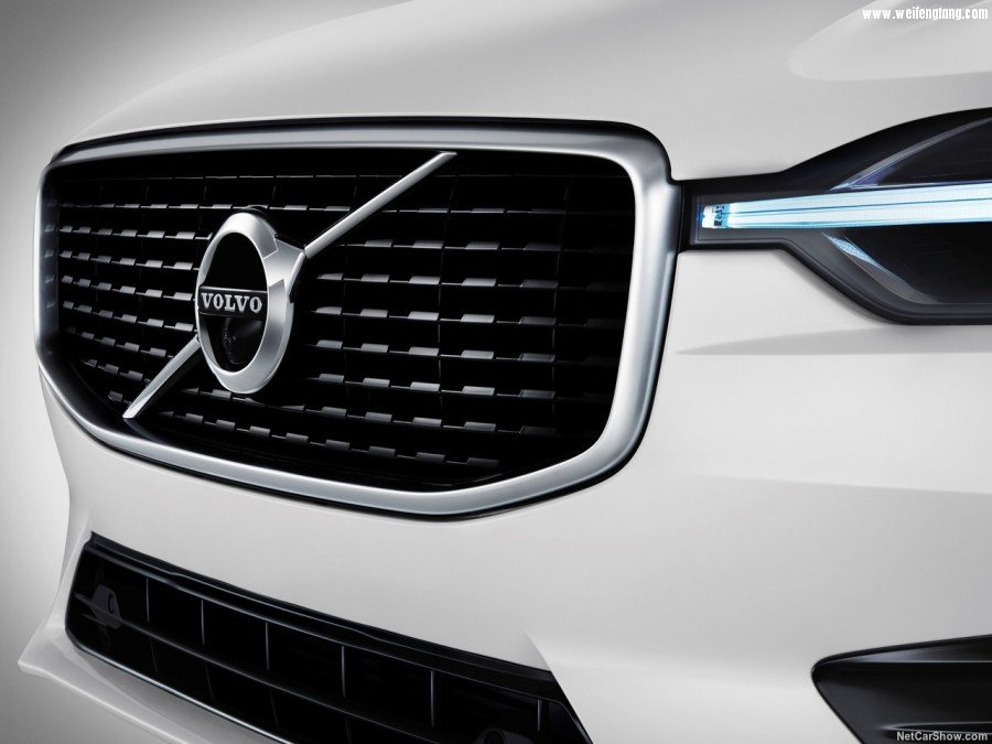 Volvo-XC60-2018-1280-3a.jpg