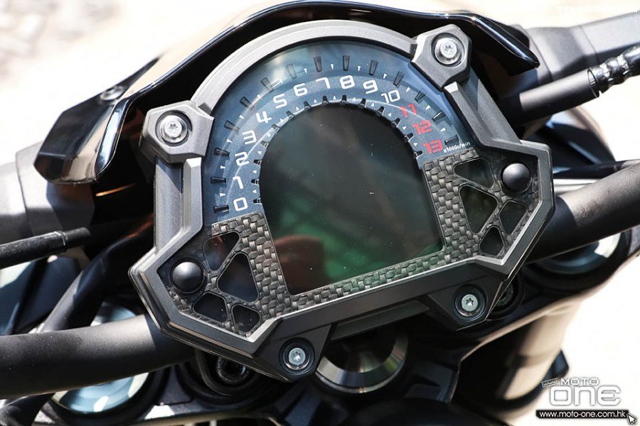 2017_KAWASAKI_Z900_ABS_10.jpg