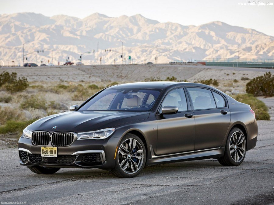 BMW-M760Li_xDrive-2017-1280-07.jpg