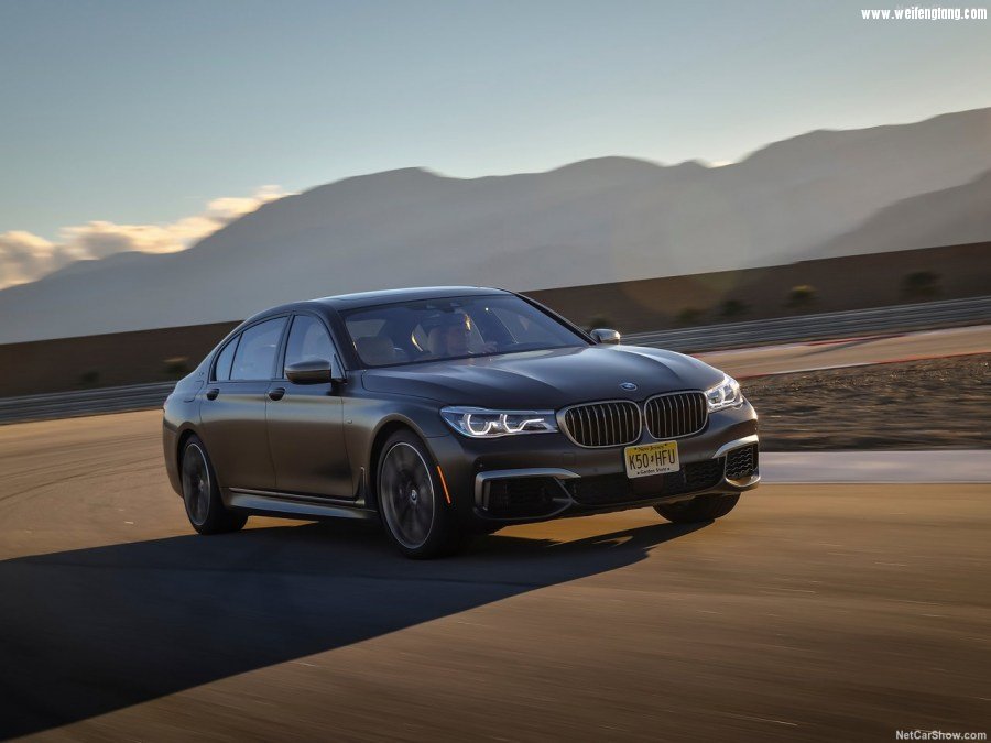 BMW-M760Li_xDrive-2017-1280-1d.jpg