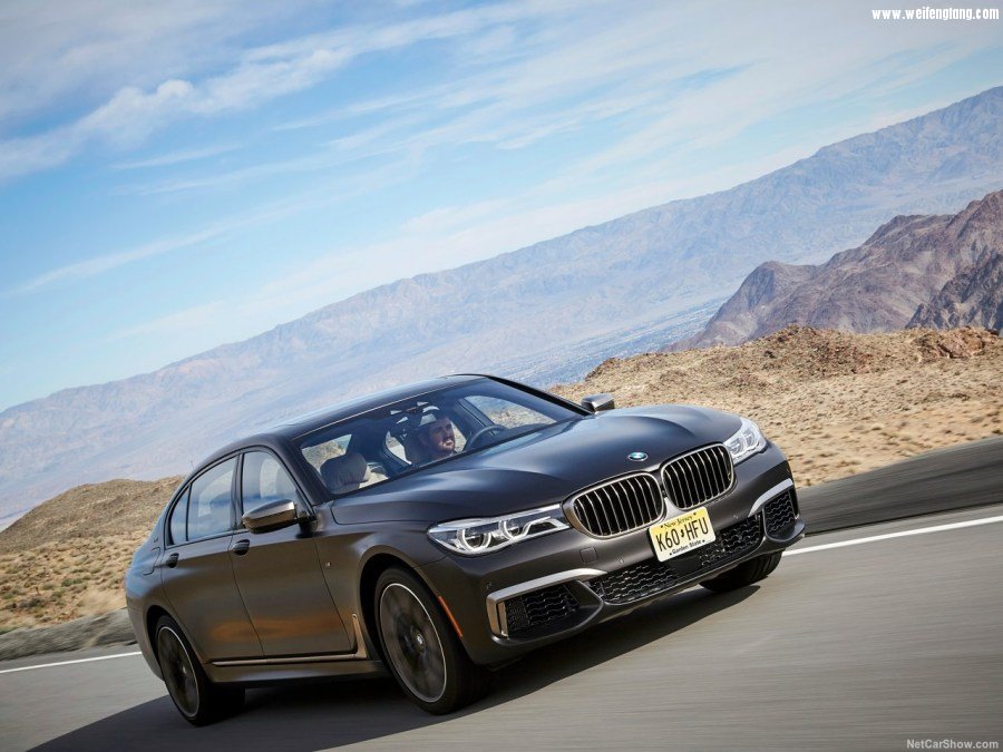 BMW-M760Li_xDrive-2017-1280-2a.jpg