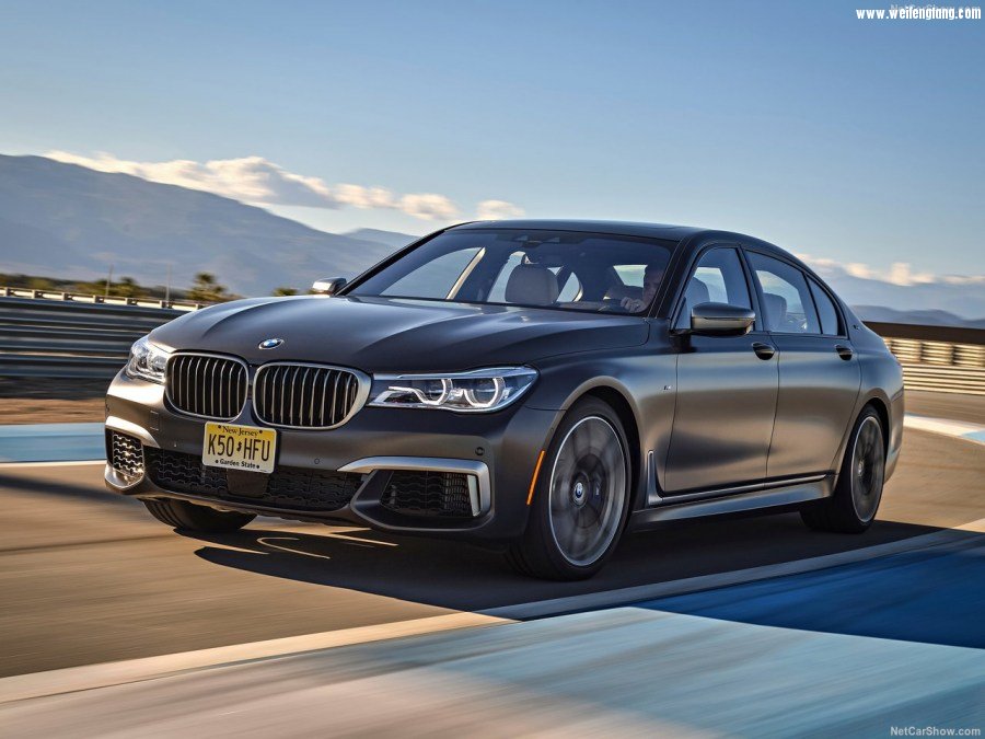 BMW-M760Li_xDrive-2017-1280-34.jpg