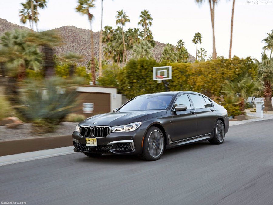 BMW-M760Li_xDrive-2017-1280-3d.jpg