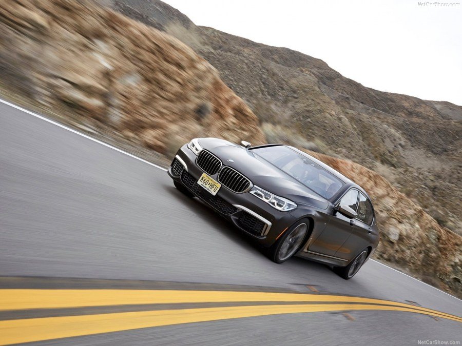 BMW-M760Li_xDrive-2017-1280-41.jpg