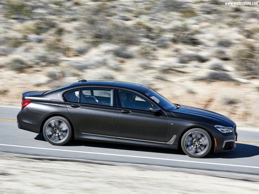 BMW-M760Li_xDrive-2017-1280-55.jpg