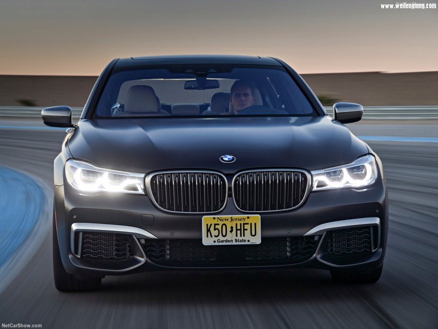 BMW-M760Li_xDrive-2017-1280-78.jpg