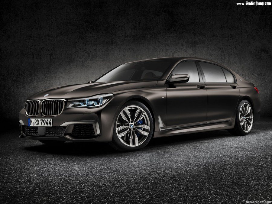 BMW-M760Li_xDrive-2017-1280-83.jpg