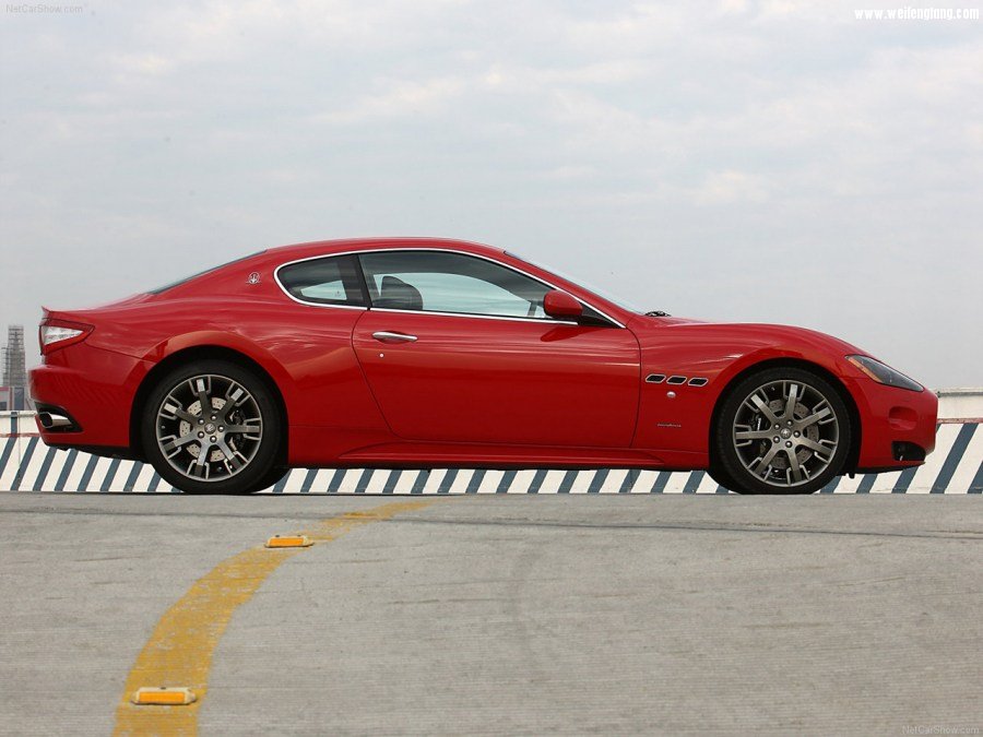 Maserati-GranTurismo_S-2009-1280-10.jpg