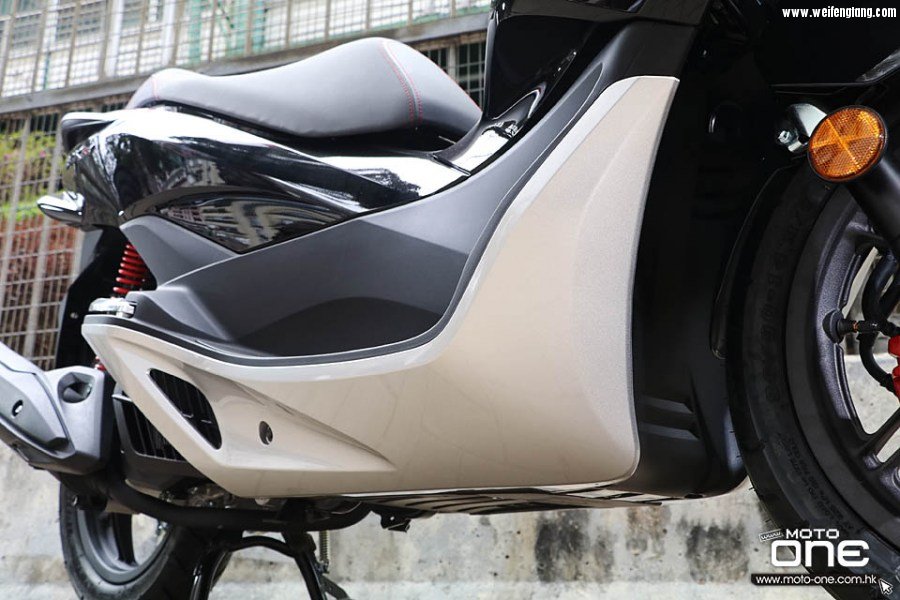 2017_HONDA_PCX150_46.jpg