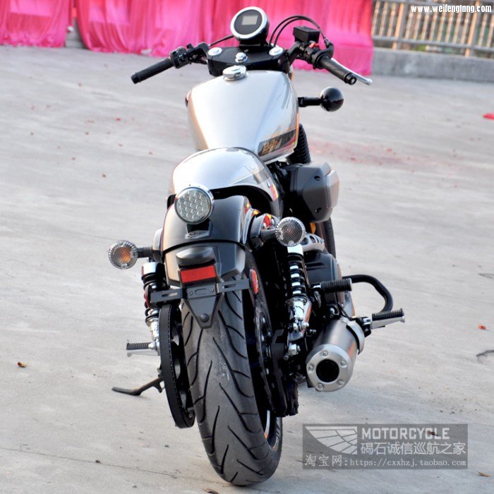 15款雅马哈XV950大都会（BOLT)银色 (4)改.jpg