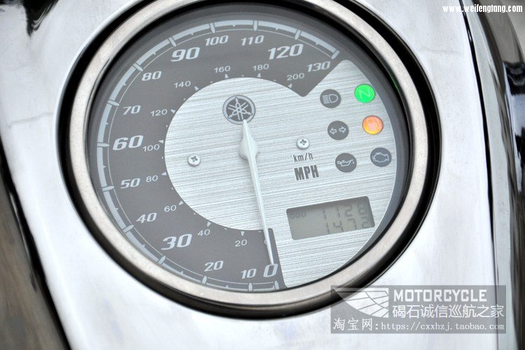 15年雅马哈XVS950土豪金色 (9)改.jpg