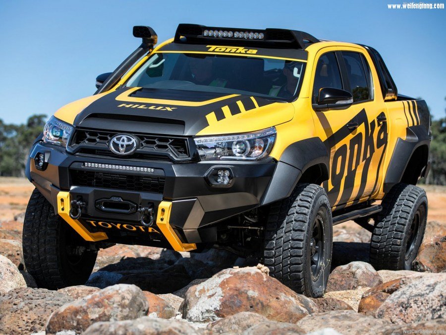 Toyota-HiLux_Tonka_Concept-2017-1280-0f.jpg