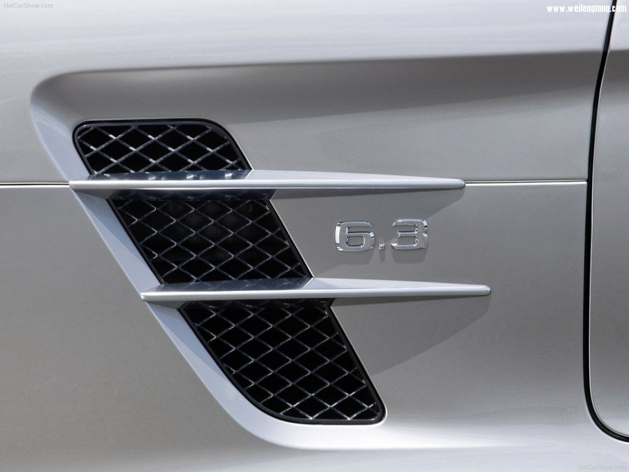 Mercedes-Benz-SLS_AMG-2011-1280-90.jpg