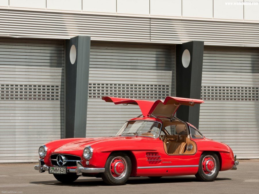 Mercedes-Benz-300_SL_Gullwing-1954-1280-01.jpg