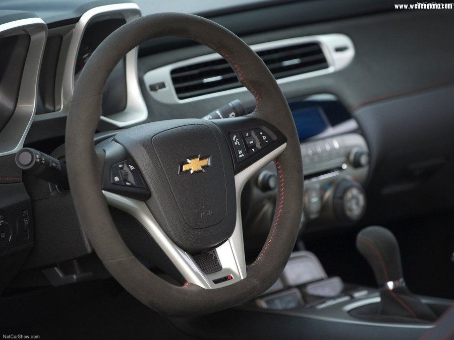 Chevrolet-Camaro_ZL1-2012-1280-22.jpg