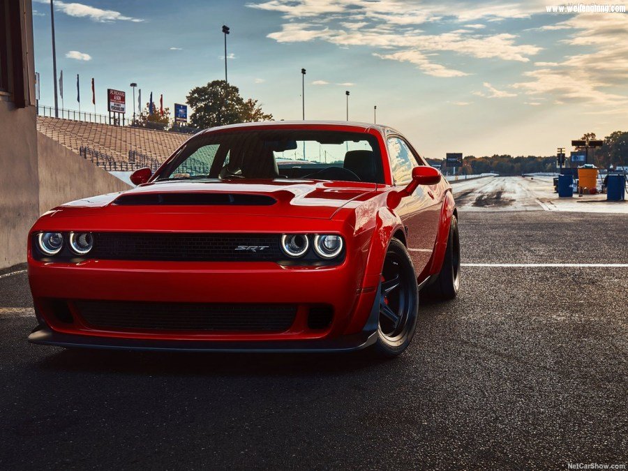 Dodge-Challenger_SRT_Demon-2018-1280-03.jpg