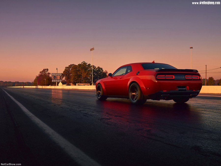 Dodge-Challenger_SRT_Demon-2018-1280-21.jpg