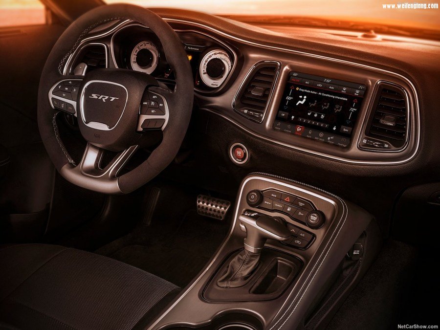 Dodge-Challenger_SRT_Demon-2018-1280-3a.jpg