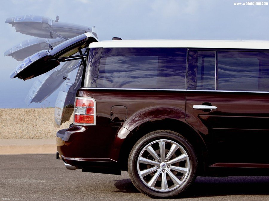 Ford-Flex-2013-1280-40.jpg