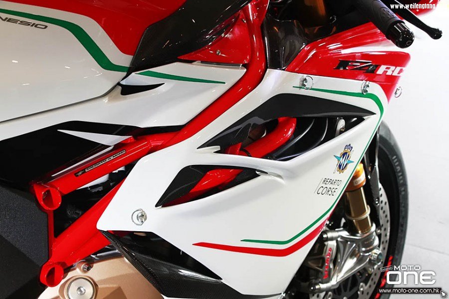 2017_MV_AGUSTA_F4_RC_27.jpg