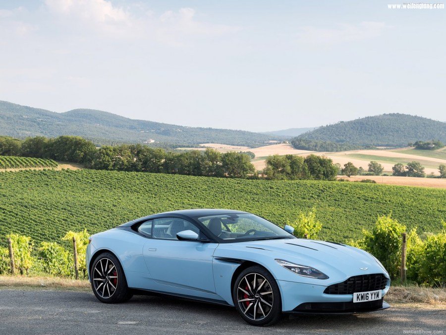 Aston_Martin-DB11_Frosted_Glass_Blue-2017-1280-0f.jpg