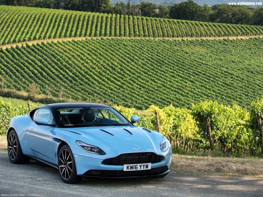 Aston_Martin-DB11_Frosted_Glass_Blue-2017-1280-10.jpg