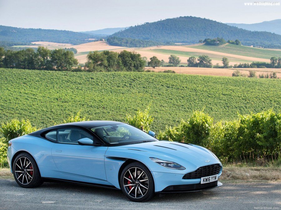 Aston_Martin-DB11_Frosted_Glass_Blue-2017-1280-11.jpg