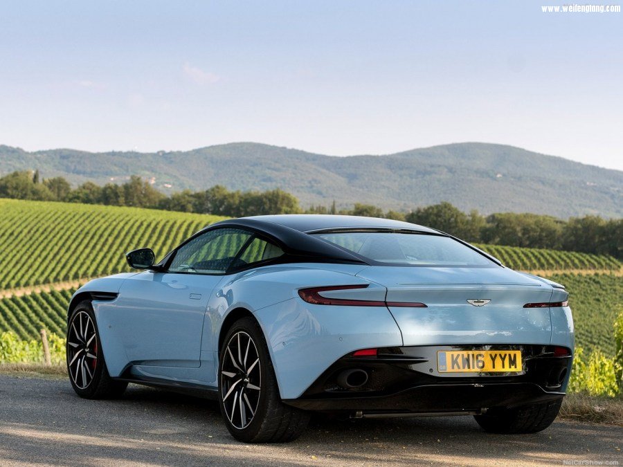 Aston_Martin-DB11_Frosted_Glass_Blue-2017-1280-2b.jpg