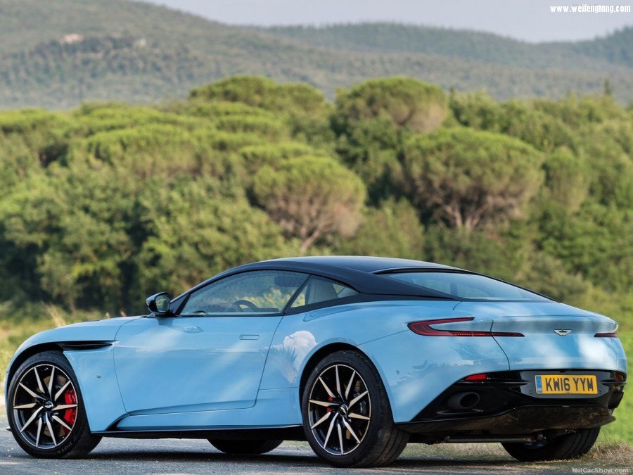 Aston_Martin-DB11_Frosted_Glass_Blue-2017-1280-32.jpg