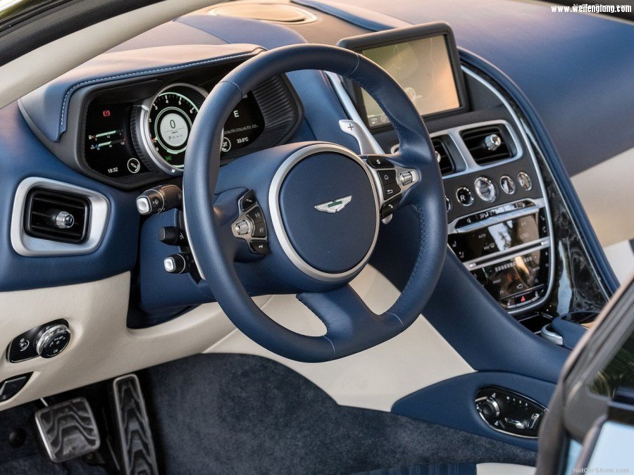Aston_Martin-DB11_Frosted_Glass_Blue-2017-1280-44.jpg