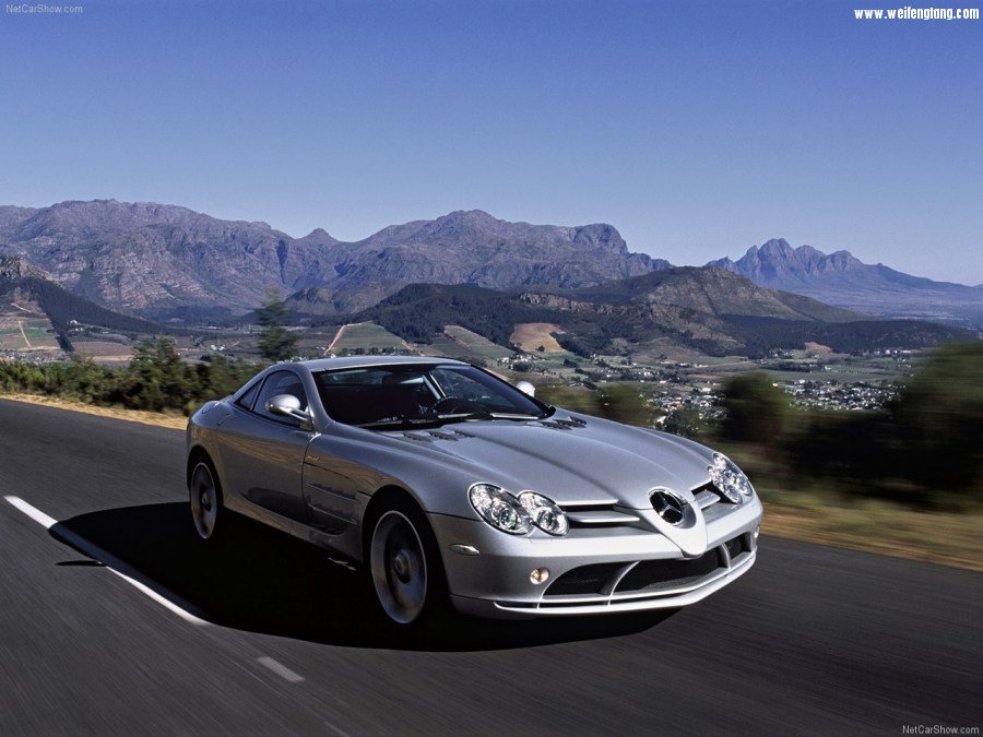 Mercedes-Benz-SLR_McLaren-2004-1280-1f.jpg