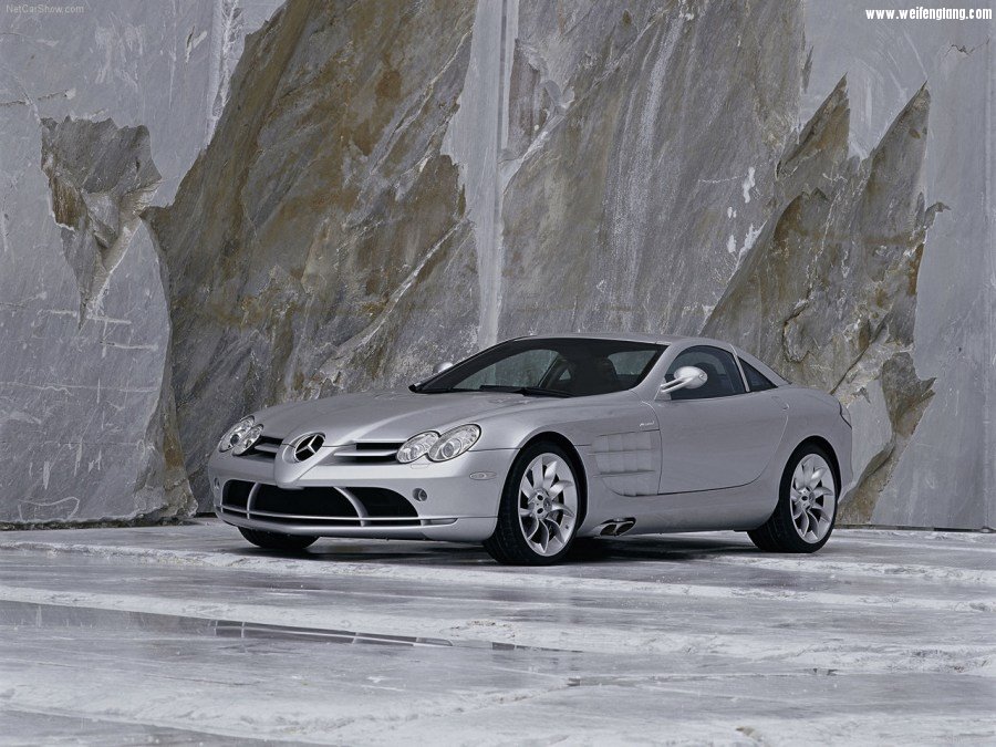 Mercedes-Benz-SLR_McLaren-2004-1280-38.jpg